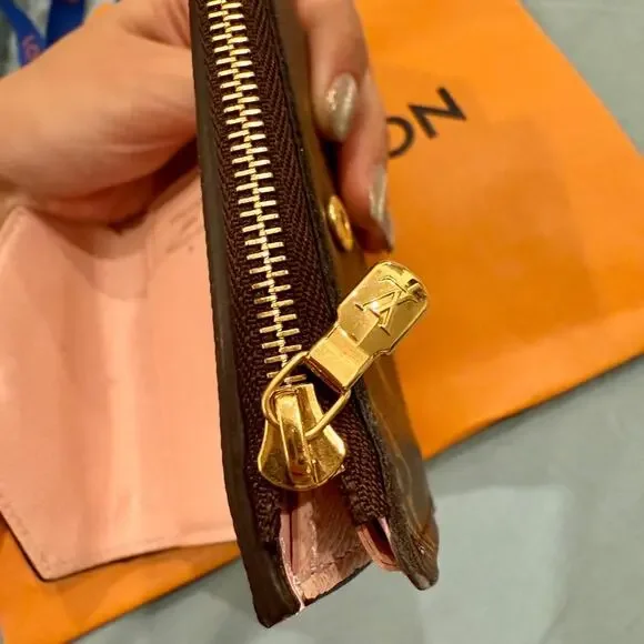 Louis Vuitton Zoe Wallet